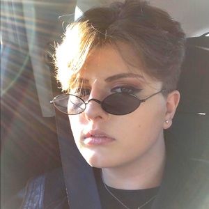 Meet your Posher, JD